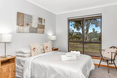 Picturesque Vineyard Farmhouse Nestled On 40-Acres - Travel Search 2
