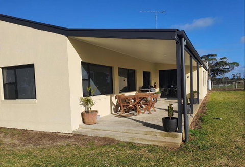 Pleasant Hill BnB - Tourism Guide 0