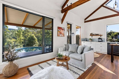 Pool House Bellingen - Travel Agents 0