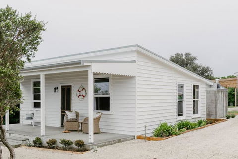 Port Cottage On The Great Ocean Road - Travel Search 0