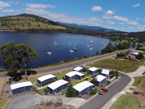 Port Huon Cottages - Travel Search 0