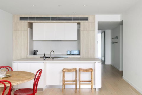 Portside On Honeysuckle - Tourism Guide 2
