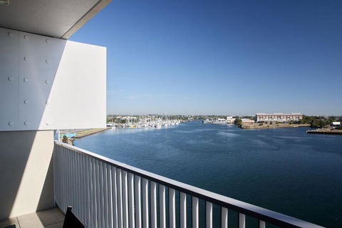 Portside On Honeysuckle - Tourism Guide 1