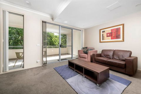 Quiet Apartment In Braddon ACT - Cruises Travel 2