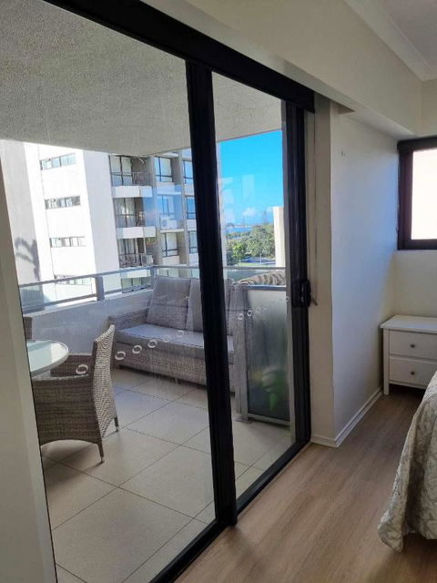Private Bedroom And Bathroom In A Shared Apartment - Travel Search 0