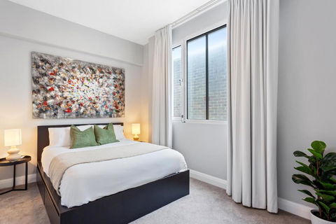 Potts Point L 2 Bedroom Stylish Retreat - Cruises Travel 3