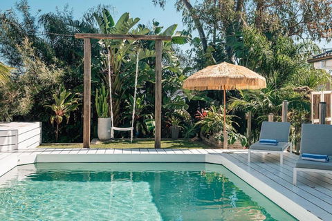 Prime Location With Pool - Walk To Coolum Beach - Travel Search 0