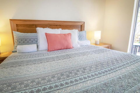 Princess Views In Historic Albany - Travel Search 1