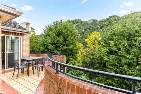 Pristine 2-Bed Near Marrickville Village - Cruises Travel 1