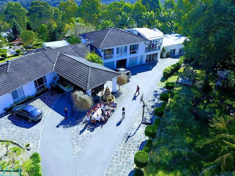 Private Exclusive Resort - 40 Min To City - Travel Search 0