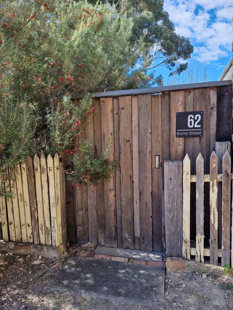 Private Guesthouse - Tourism Guide 1