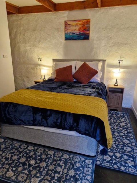 Private Guesthouse - Tourism Guide 2