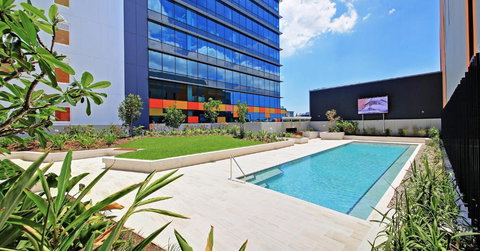 Private Bedroom & Bathroom In Shared Inner Brisbane Apartment - Tourism Guide 1