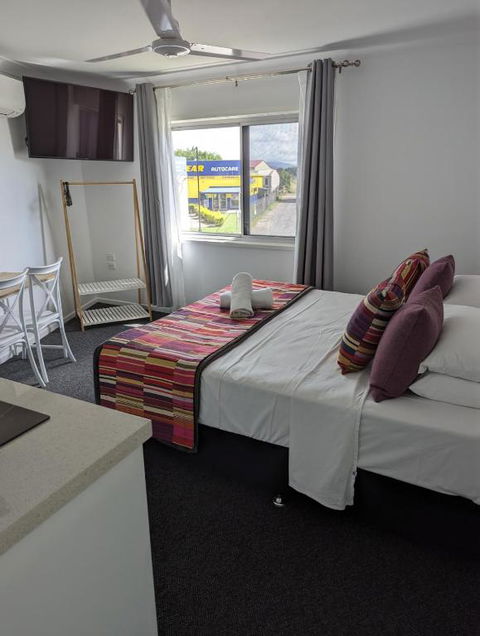 PROSERPINE MOTOR LODGE - Travel Search 3