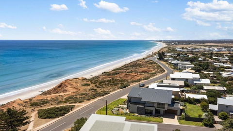 Puesta De Sol Home By Wine Coast Holiday Rentals - Travel Agents 2