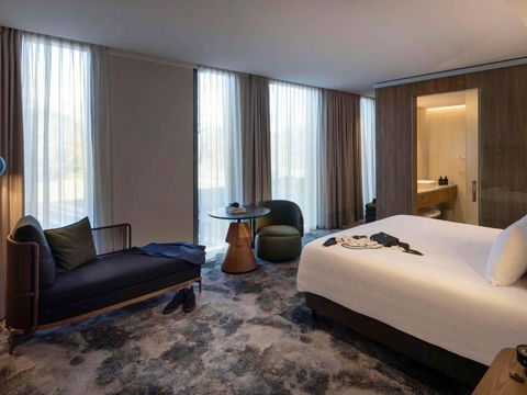 Pullman Sydney Penrith - Tourism Guide 2
