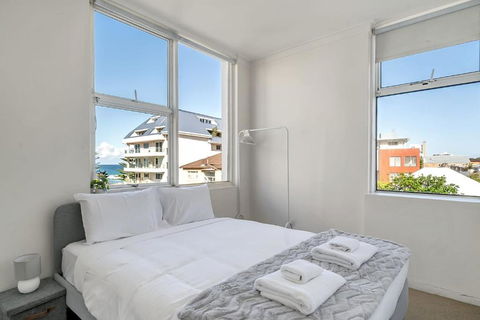Quaint 1BD On The Doorstep Of Manly Beach - Cruises Travel 1