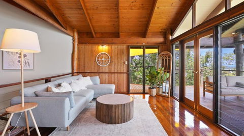 Rainforest Treehouse Sanctuary - With Ocean Views - Travel Search 3