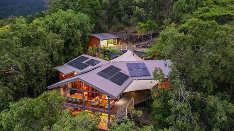 Rainforest Treehouse Sanctuary - With Ocean Views - Travel Search 0