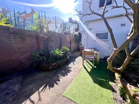 Rear Garden Suite - Travel Search 2