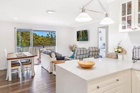 Red Gum Cottage - Tourism Guide 3
