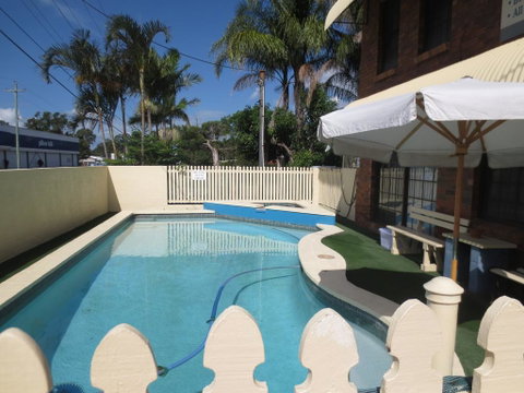 Aspley Pioneer Motel - Tourism Guide 2