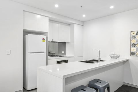 Astra Apartments Wollongong CBD - Tourism Guide 2