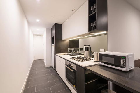 Astrina Box Hill 2 Bed Apartment - Tourism Guide 2