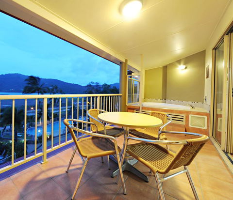 At Boathaven Bay Holiday Apartments - Tourism Guide 3