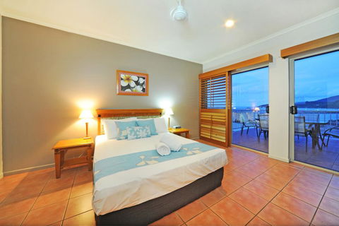 At Boathaven Bay Holiday Apartments - Tourism Guide 2