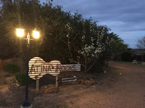 Atina Rocks Country Homestead - Tourism Guide 2