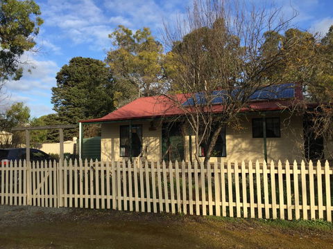 Auburn Hideaway Clare Valley - Tourism Guide 1