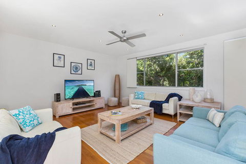 Augusta House - Tourism Guide 1