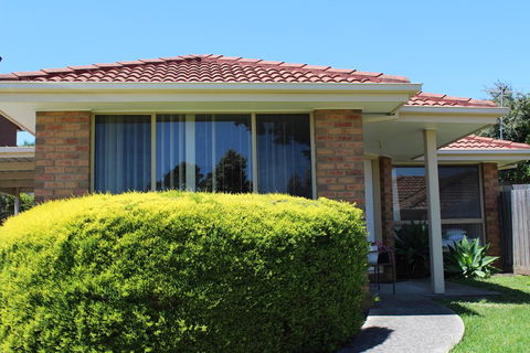 Australian Home Away @ Doncaster Anderson Creek 2 - Travel Search 0
