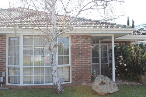 Australian Home Away @ Doncaster Elgar - Tourism Guide 0