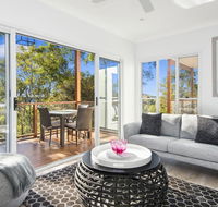 Avalon Tree House - Travel Agents