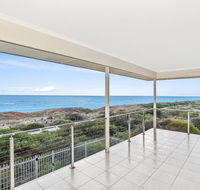 Avaya - Sellicks Beachfront Getaway - WiFi - Cruises Travel
