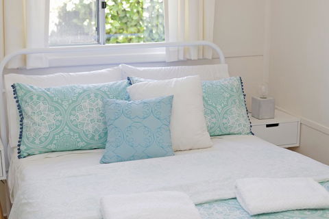 Avondale Cottage - Travel Agents 2
