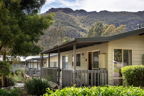 Awonga Cottages - Tourism Guide 0
