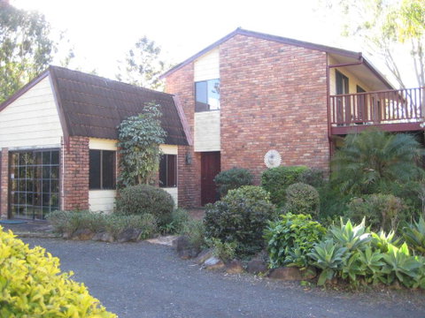 B&B Home In The Country - Tourism Guide 0