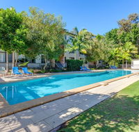 Baden 42 - Rainbow Shores Ground floor unit air conditioned overlooking outdoor spa - Travel Search