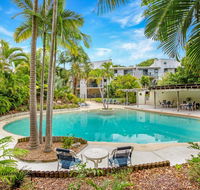 Baden 45 - Rainbow Shores Beachside Unit Aircon Swimming Pool Tennis Court - Travel Search