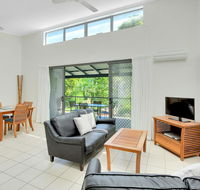 Baden 46 - Rainbow Shores Walk To Beach Top Floor Air conditioned Unit Pools - Travel Search
