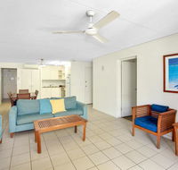 Baden 62 - Rainbow Shores Beach Escape Air con Pool All beds made - Travel Search