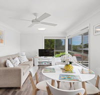 Bagnall Cottage on Government Road - Cruises Travel