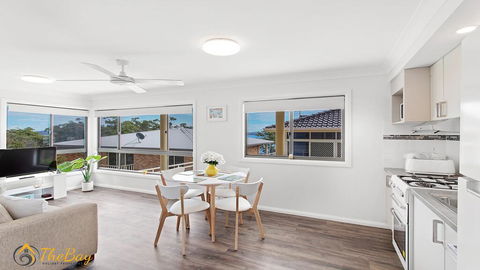 Bagnall Cottage On Government Road - Cruises Travel 2