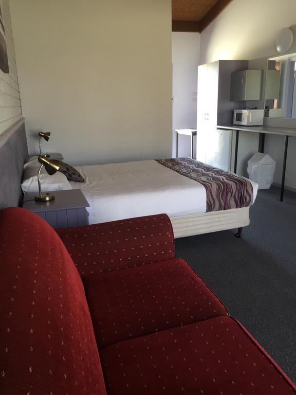 Tocumwal NSW Travel Search