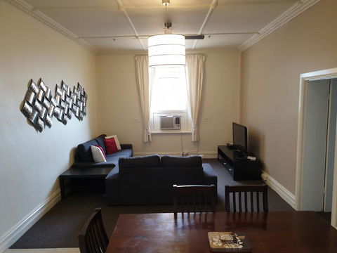 Balcony On Sixth Lodge - Travel Search 2