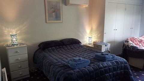 Ballarat Tranquility Cottages - Travel Search 2