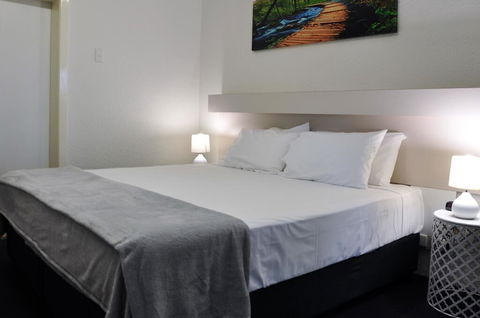 Balonne River Motor Inn - Travel Search 3